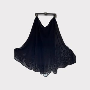 Jones New York dressy wool skirt in black in a size 22W.